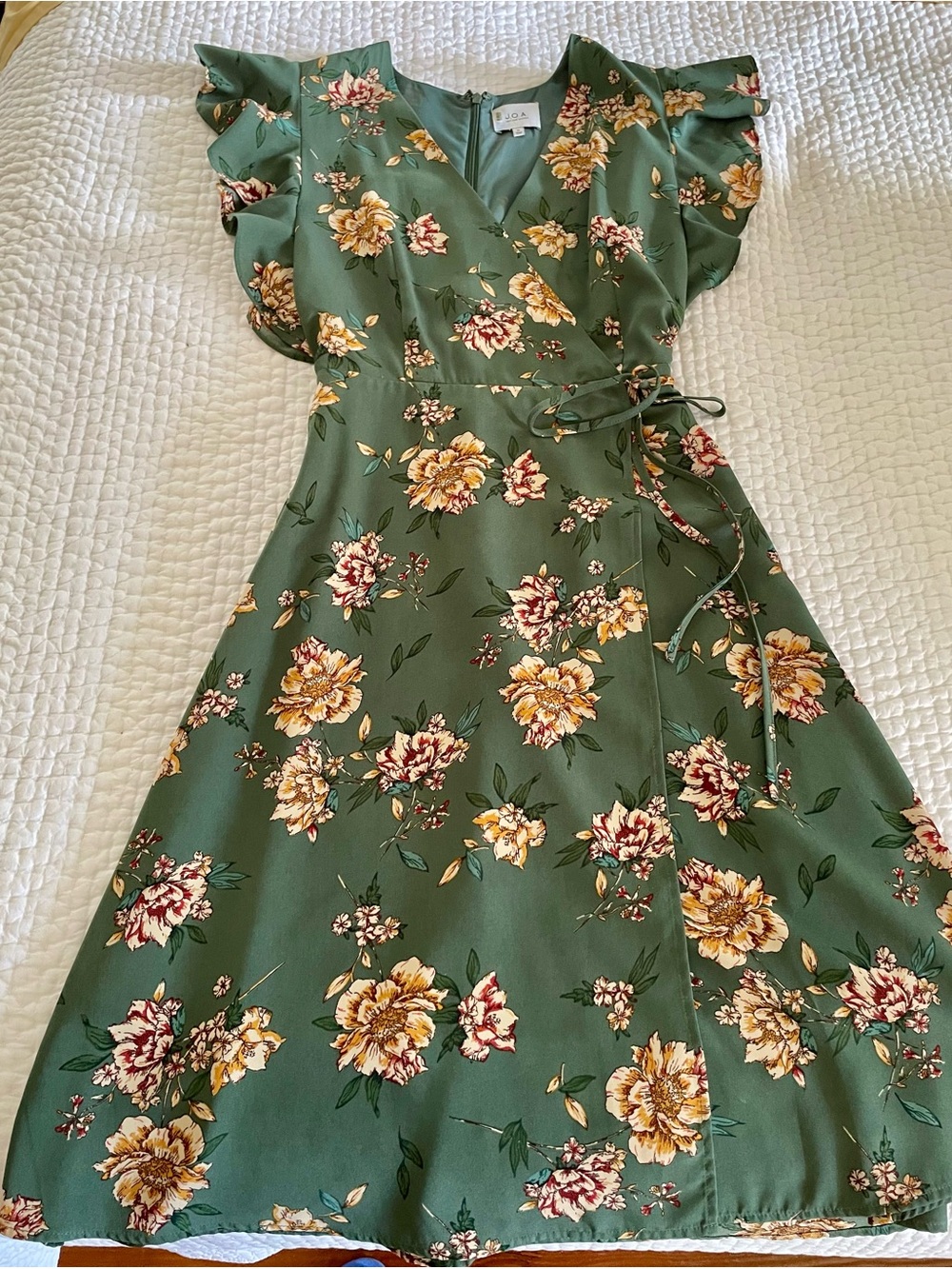 J.O.A. Green Floral Wrap Midi Dress